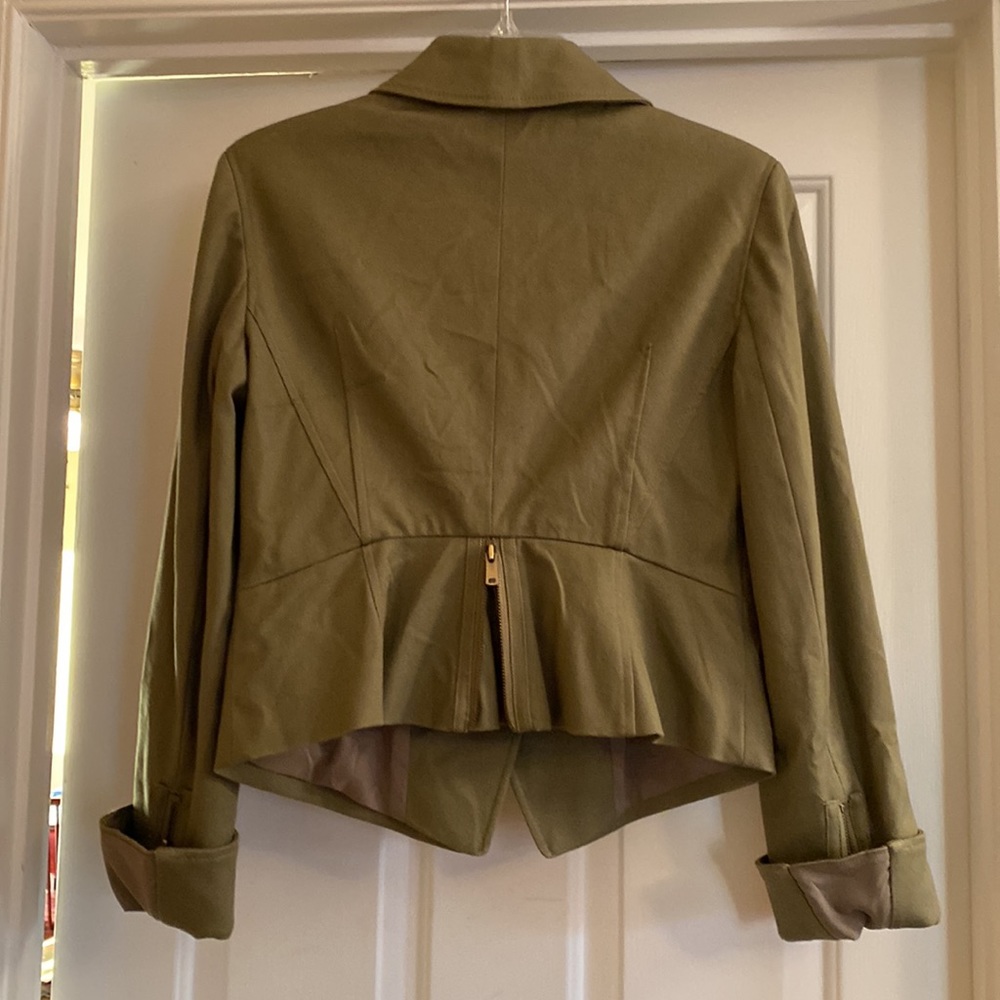 Jacket - Picture 10 of 12